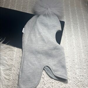 Skoki fine Merino Wool POMPOMS Balaclava Hat Kid’s Ages 1-3 Gray